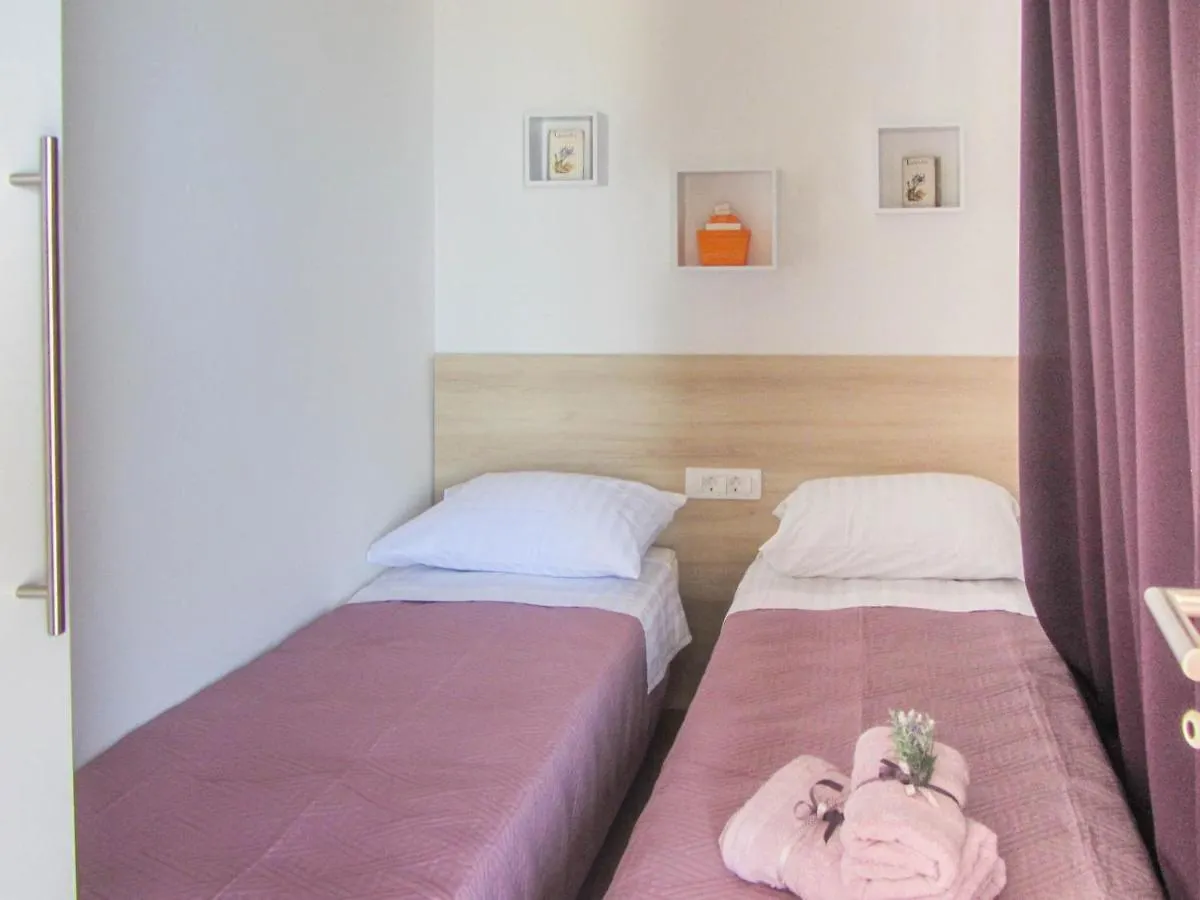 Mobile Home Opal 2 Biograd Na Moru Holiday home