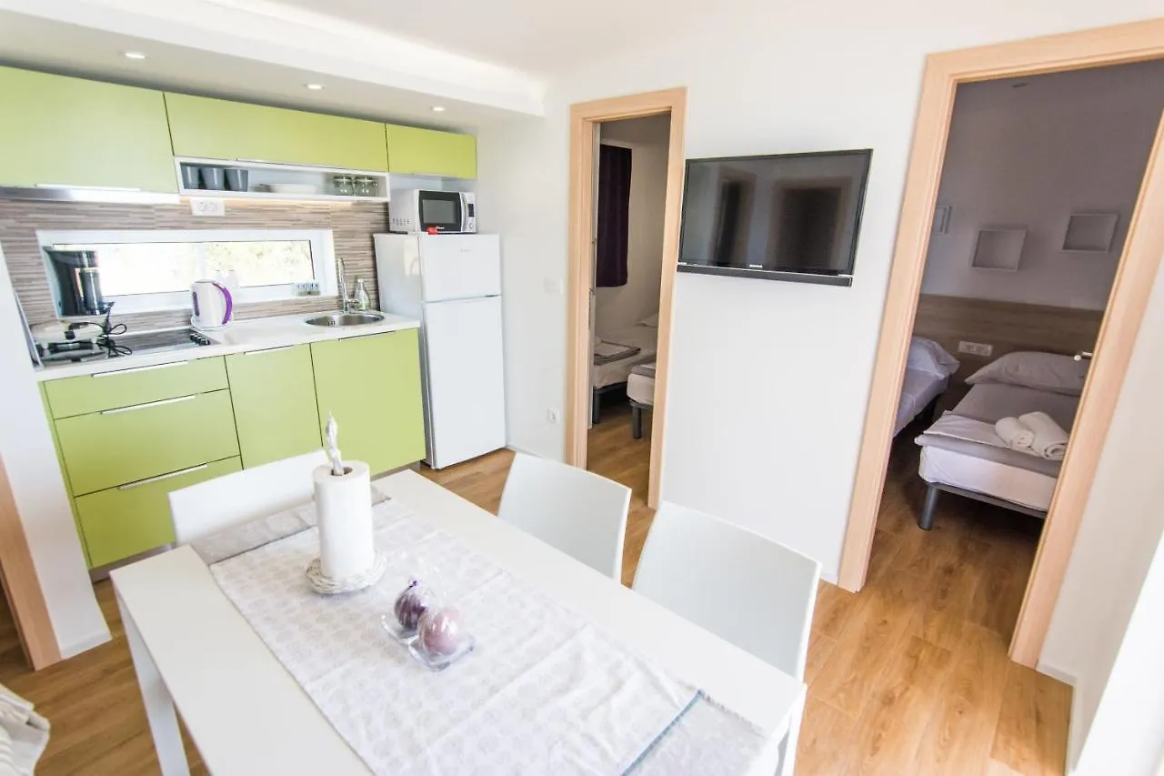 Holiday home Mobile Home Opal 2 Biograd Na Moru